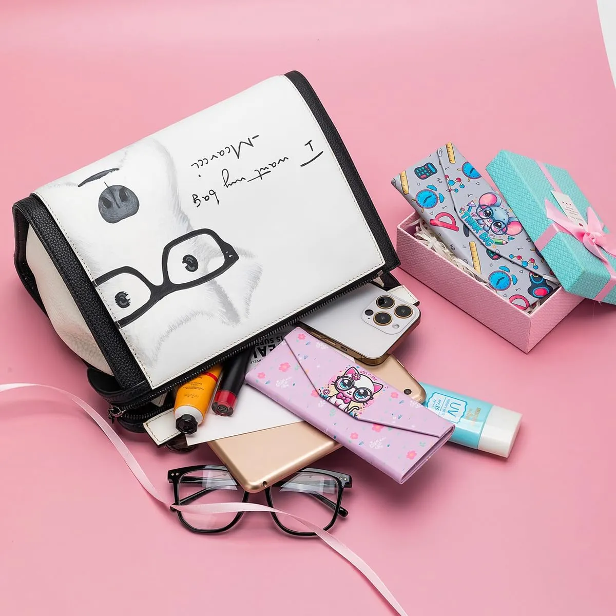 Cute Cartoon Eyeglass Case Triangle Foldable Magnet Closure Sunglasses Case Holder and Matching Eyeglass Cloth
